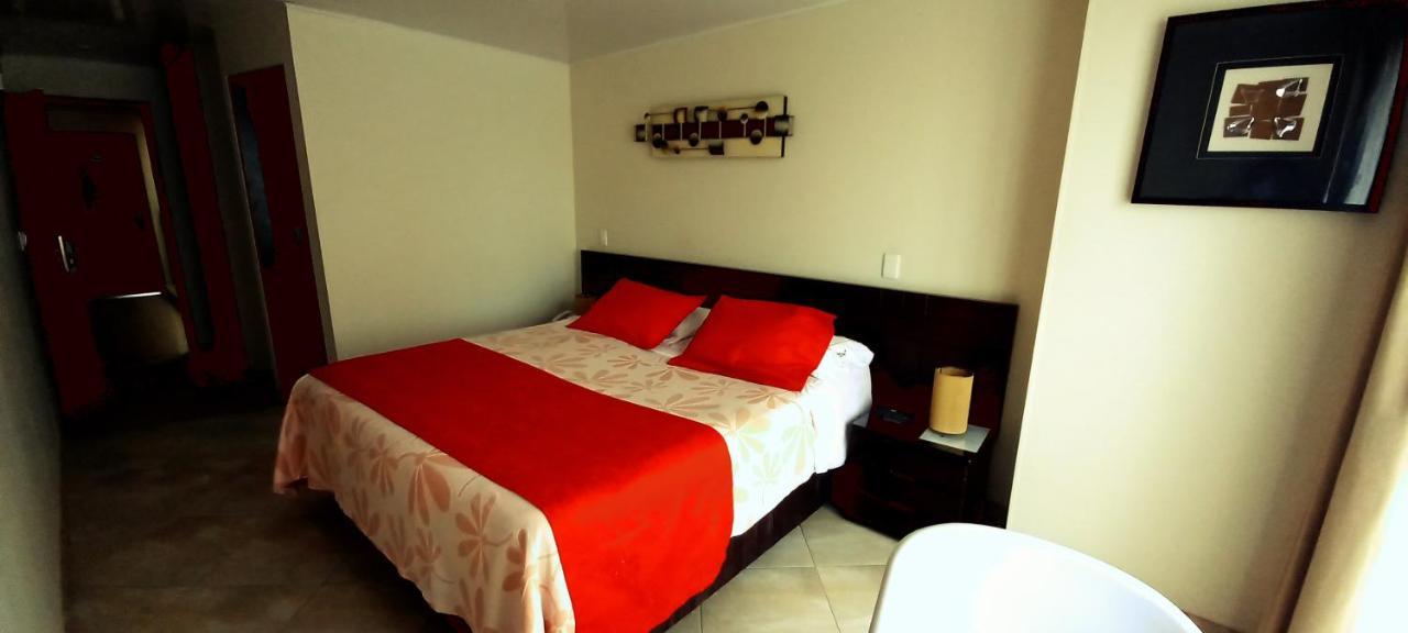 Hoteles Bogotá Inn Lago Chico Esterno foto